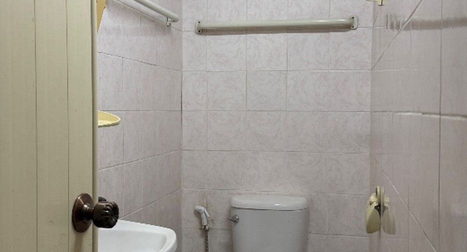 For sale 3 bedrooms house in Mueang Chiang Mai, Chiang Mai