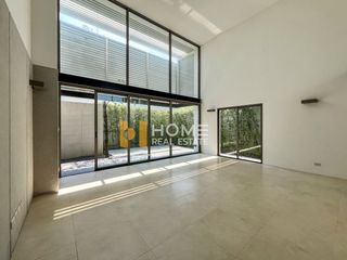For sale 3 bedrooms townhouse in Saphan Sung, Bangkok