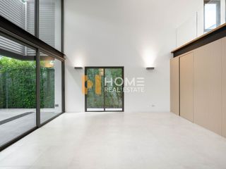 For sale 3 bedrooms townhouse in Saphan Sung, Bangkok