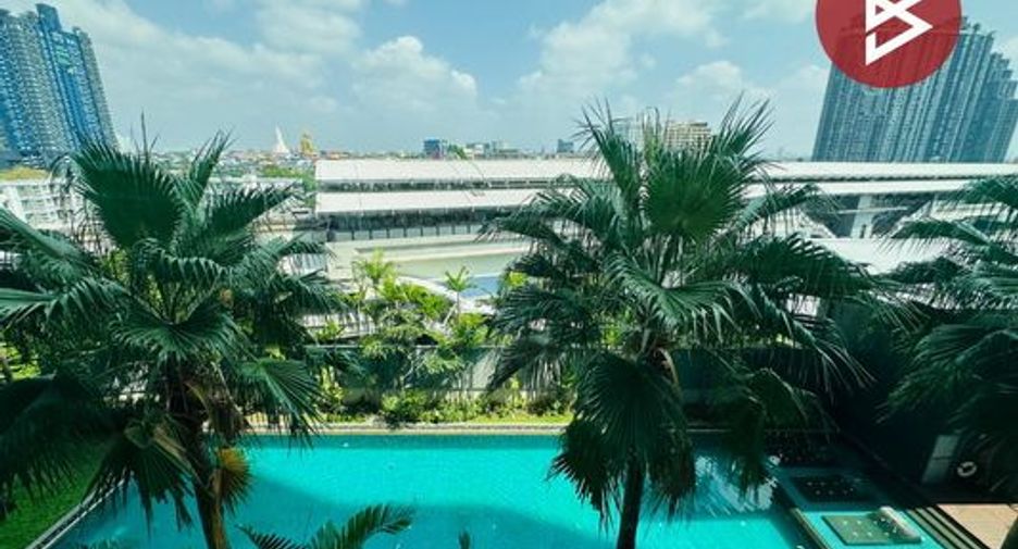 For sale 1 bed condo in Thon Buri, Bangkok