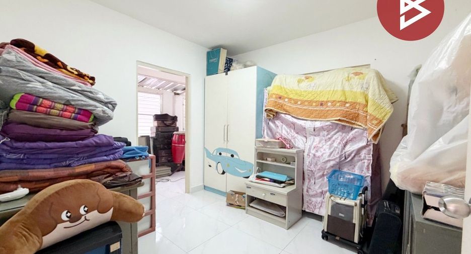 For sale 3 bedrooms townhouse in Khlong Luang, Pathum Thani