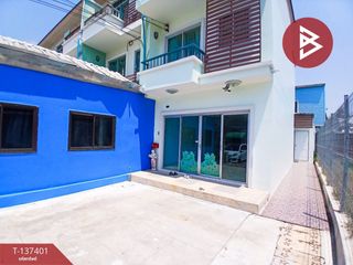 For sale 3 bedrooms retail Space in Mueang Samut Prakan, Samut Prakan