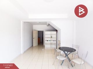 For sale 3 bedrooms retail Space in Mueang Samut Prakan, Samut Prakan