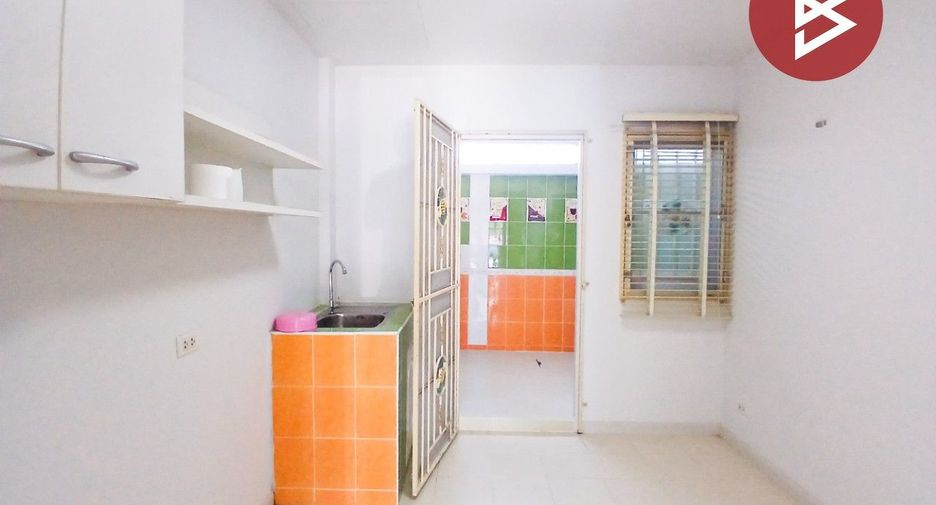 À vendre 3 chambres local commercial à Mueang Samut Prakan, Samut Prakan