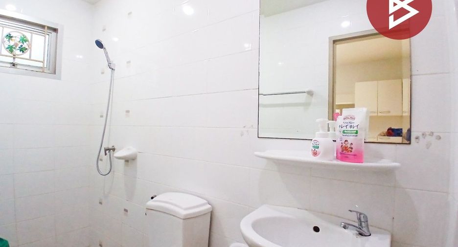 À vendre 3 chambres local commercial à Mueang Samut Prakan, Samut Prakan