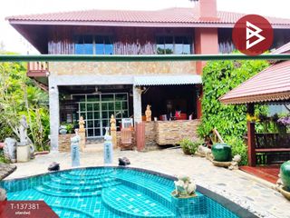 For sale 5 ベッドルーム house in Sam Phran, Nakhon Pathom