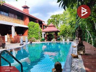 For sale 5 ベッドルーム house in Sam Phran, Nakhon Pathom