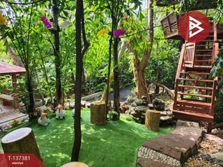 For sale 5 ベッドルーム house in Sam Phran, Nakhon Pathom