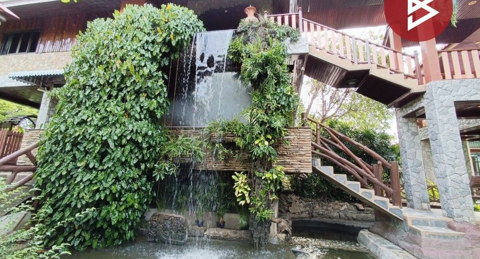 出售 5 卧室 独立屋 在 Sam Phran, Nakhon Pathom