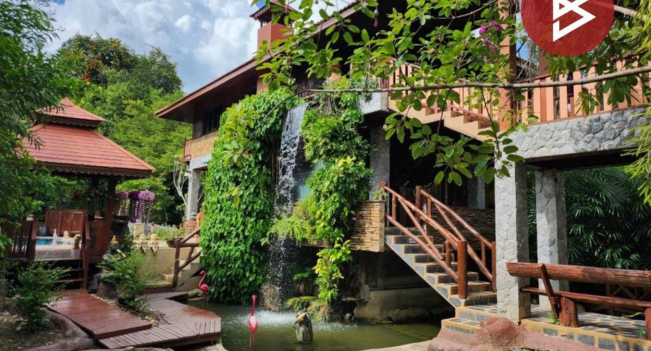 出售 5 卧室 独立屋 在 Sam Phran, Nakhon Pathom