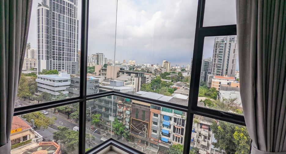 For rent 2 ベッドルーム condo in Watthana, Bangkok