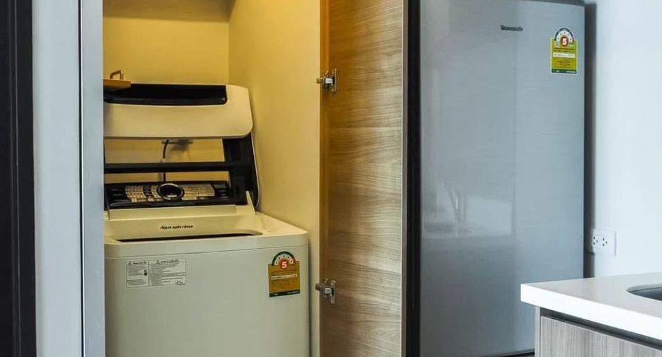 For rent 1 bed condo in Sathon, Bangkok