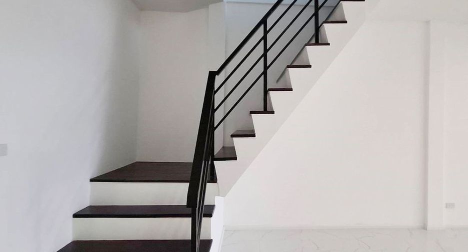 For sale 2 bedrooms townhouse in Sai Mai, Bangkok