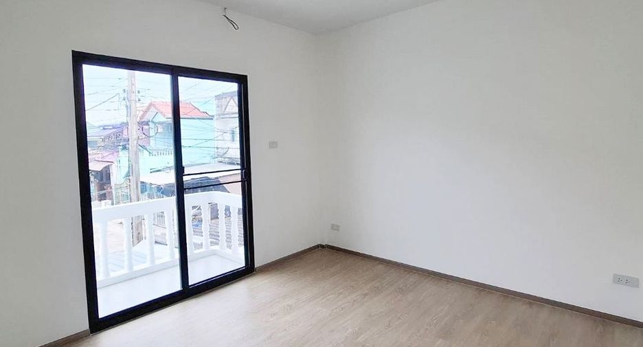 For sale 2 bedrooms townhouse in Sai Mai, Bangkok