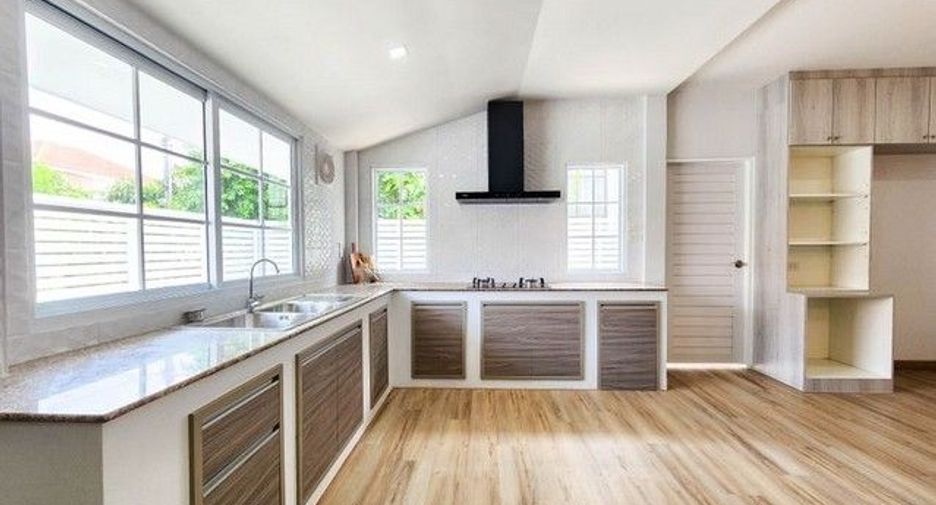 For sale 4 bedrooms house in Samoeng, Chiang Mai