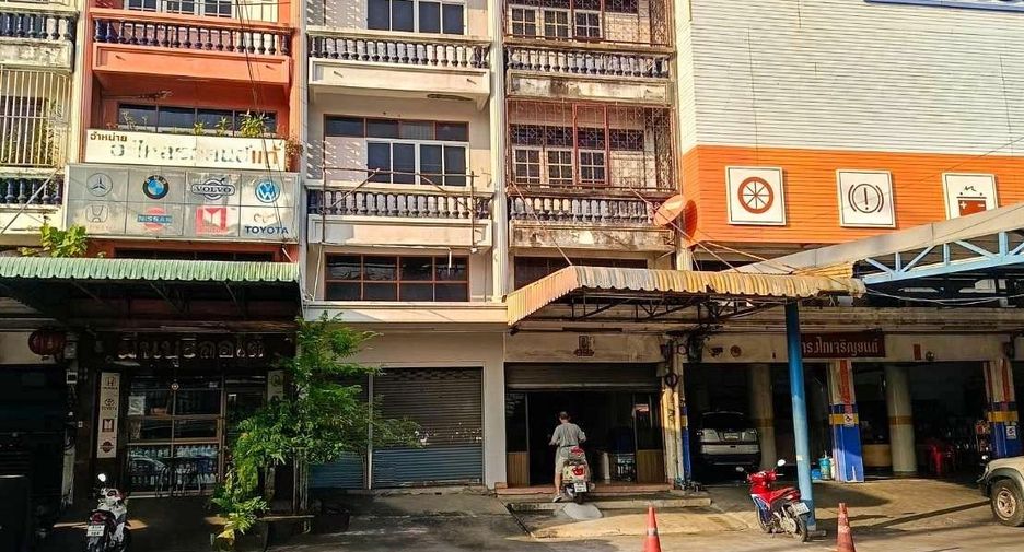 For rent retail Space in Min Buri, Bangkok