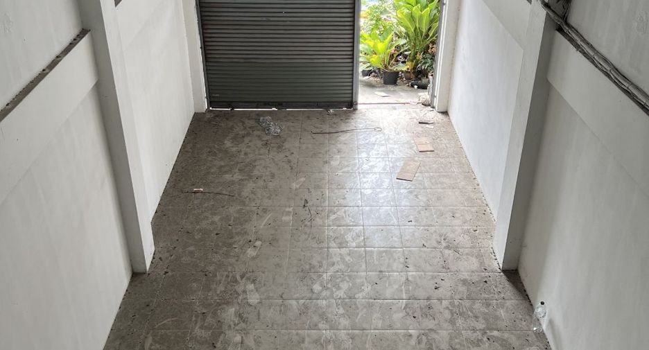 For rent retail Space in Min Buri, Bangkok