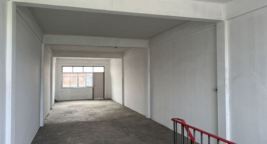 For rent retail Space in Min Buri, Bangkok