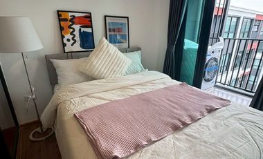 Condo en alquiler de 1 habitaciones en Huai Khwang, Bangkok