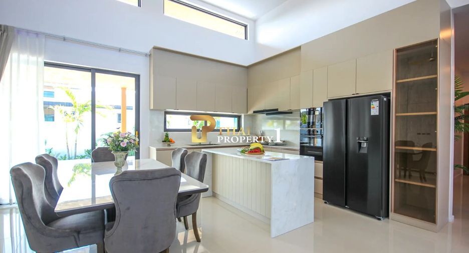 For sale 3 bedrooms villa in Hua Hin, Prachuap Khiri Khan