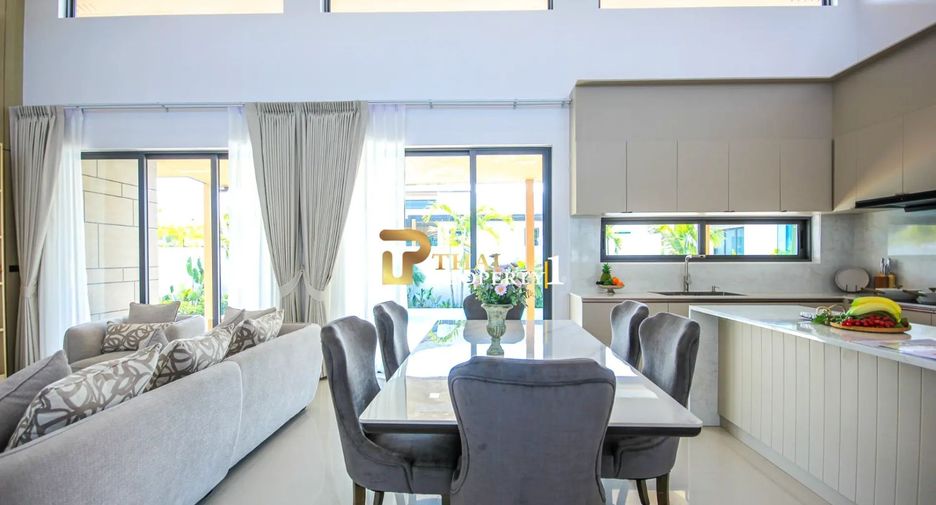 For sale 3 bedrooms villa in Hua Hin, Prachuap Khiri Khan