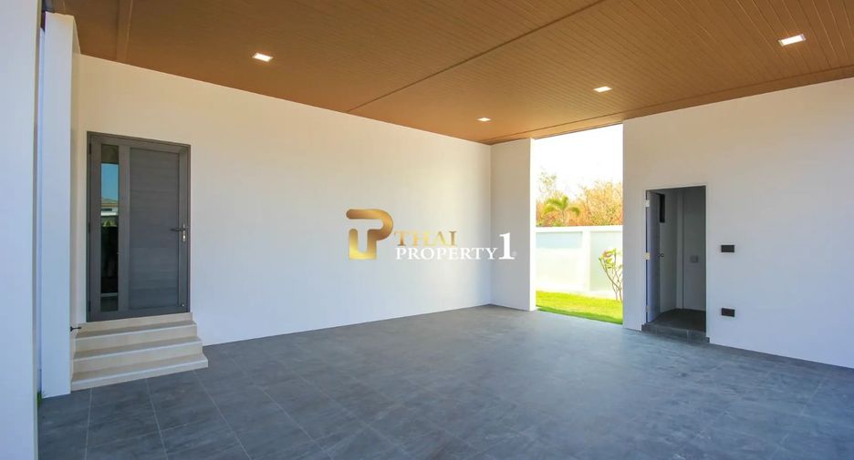 For sale 3 bedrooms villa in Hua Hin, Prachuap Khiri Khan