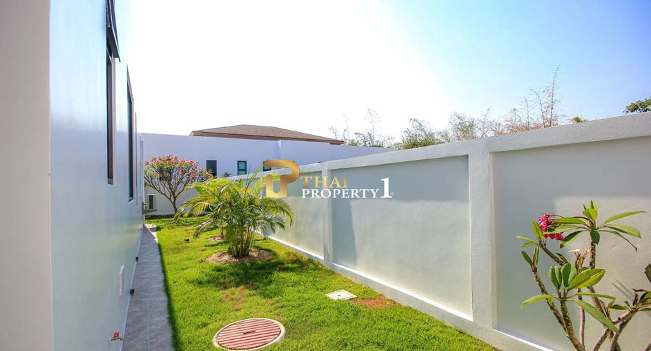 For sale 3 bedrooms villa in Hua Hin, Prachuap Khiri Khan