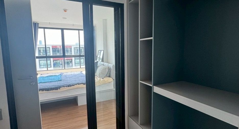 Condo en alquiler de 2 habitaciones en Huai Khwang, Bangkok