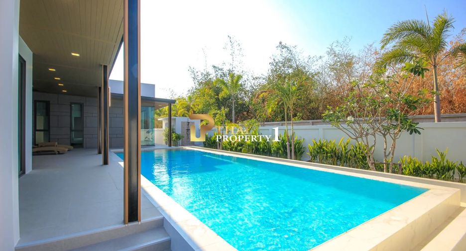 For sale 4 bedrooms villa in Hua Hin, Prachuap Khiri Khan
