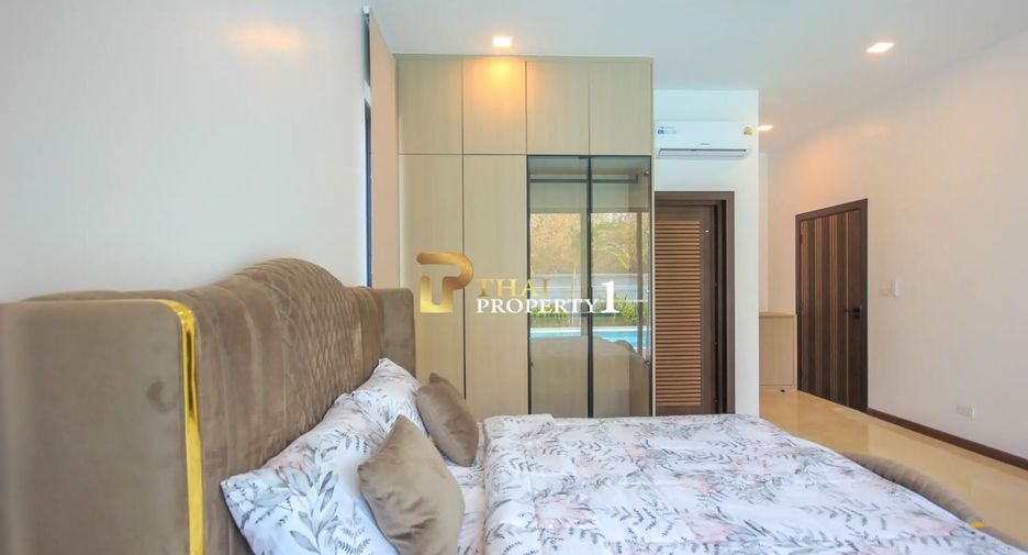 For sale 4 bedrooms villa in Hua Hin, Prachuap Khiri Khan