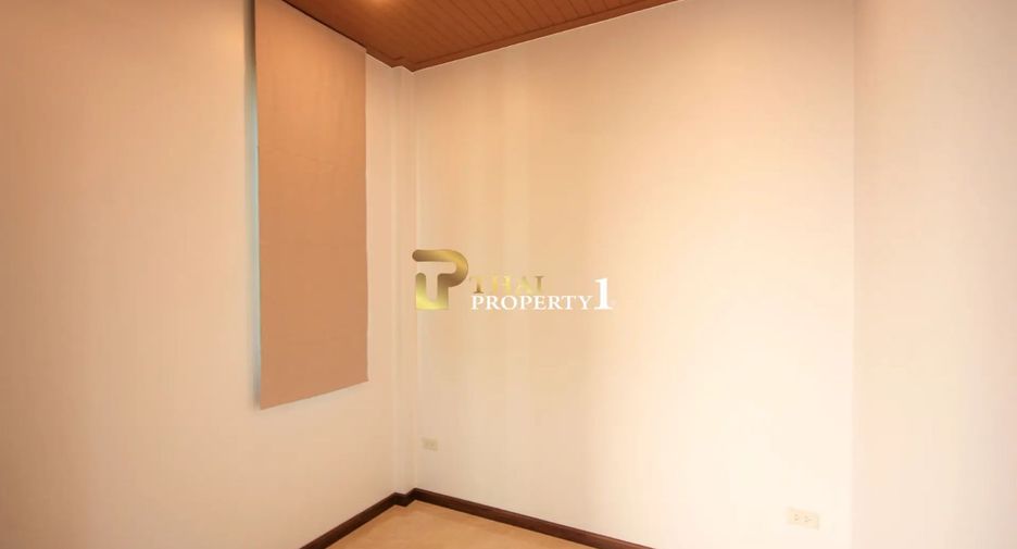 For sale 4 bedrooms villa in Hua Hin, Prachuap Khiri Khan