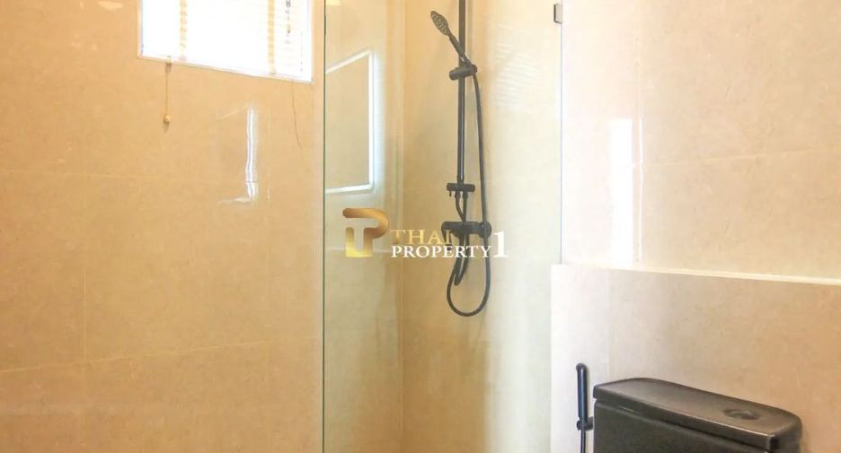 For sale 4 bedrooms villa in Hua Hin, Prachuap Khiri Khan