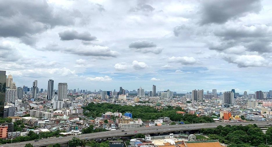 Condo en alquiler de 1 habitaciones en Sathon, Bangkok