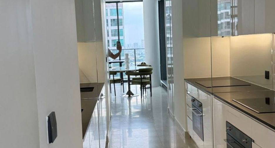 For sale 2 bedrooms condo in Sathon, Bangkok