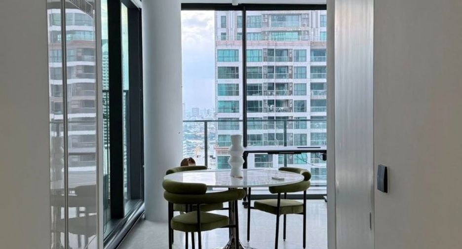 For sale 2 bedrooms condo in Sathon, Bangkok