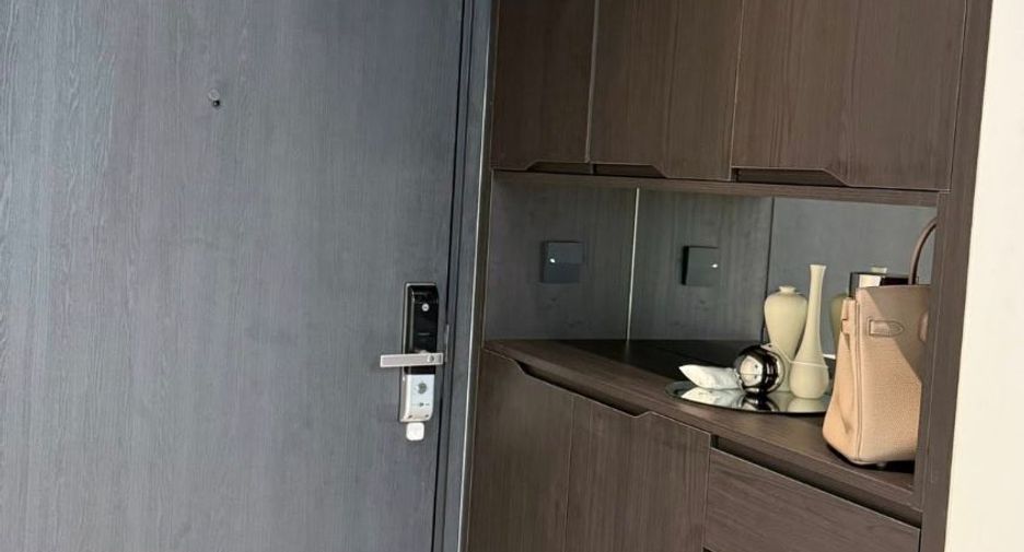 For sale 2 bedrooms condo in Sathon, Bangkok