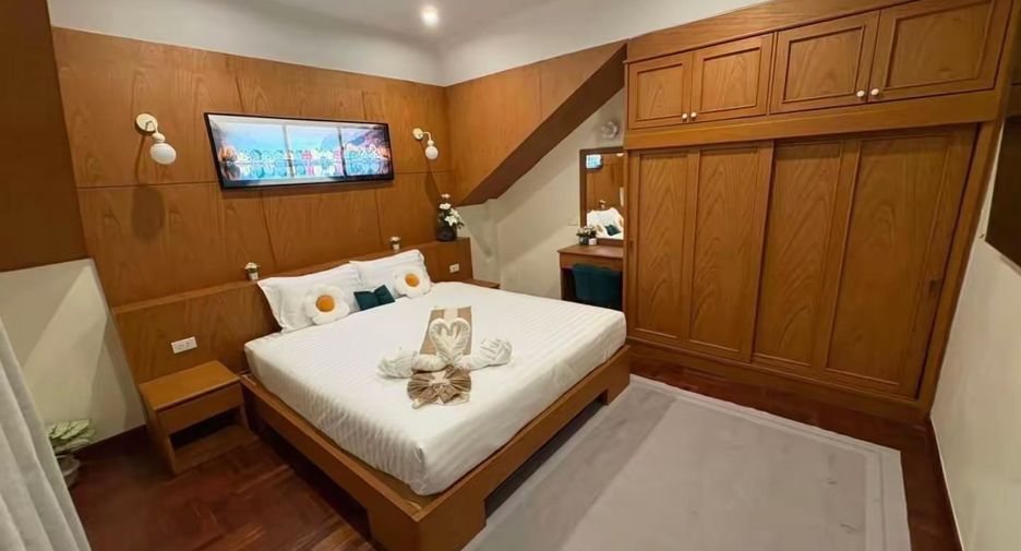 For rent 4 bedrooms villa in Bang Lamung, Chonburi