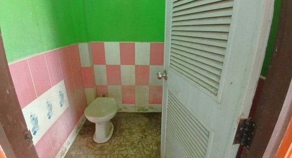 For sale 2 bedrooms house in Mueang Lamphun, Lamphun