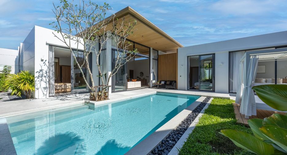 For sale 3 bedrooms villa in Mueang Phuket, Phuket
