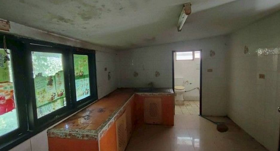For sale 2 bedrooms house in Mueang Lamphun, Lamphun