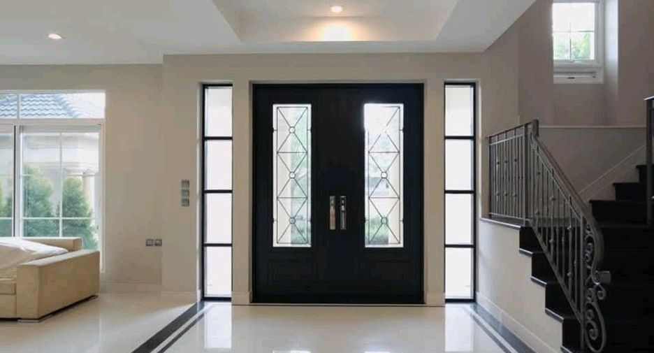 For sale 4 bedrooms house in Bang Khun Thian, Bangkok