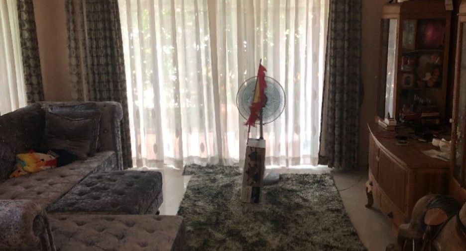 For sale 3 bedrooms house in Sai Mai, Bangkok