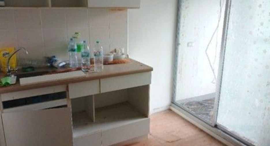 For sale 1 bed condo in Mueang Samut Prakan, Samut Prakan