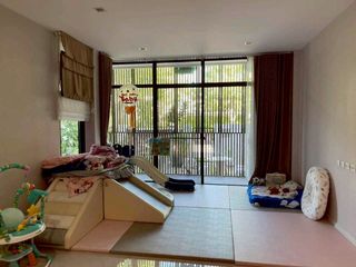 Casa en venta de 4 habitaciones en Bang Phli, Samut Prakan