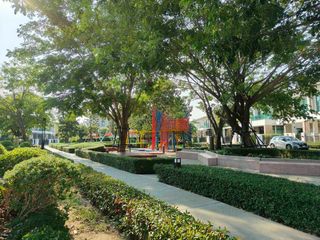 Casa en venta de 4 habitaciones en Bang Phli, Samut Prakan