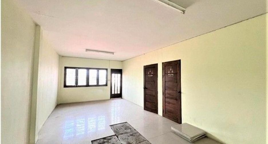 For sale 2 bedrooms retail Space in Nong Muang Khai, Phrae