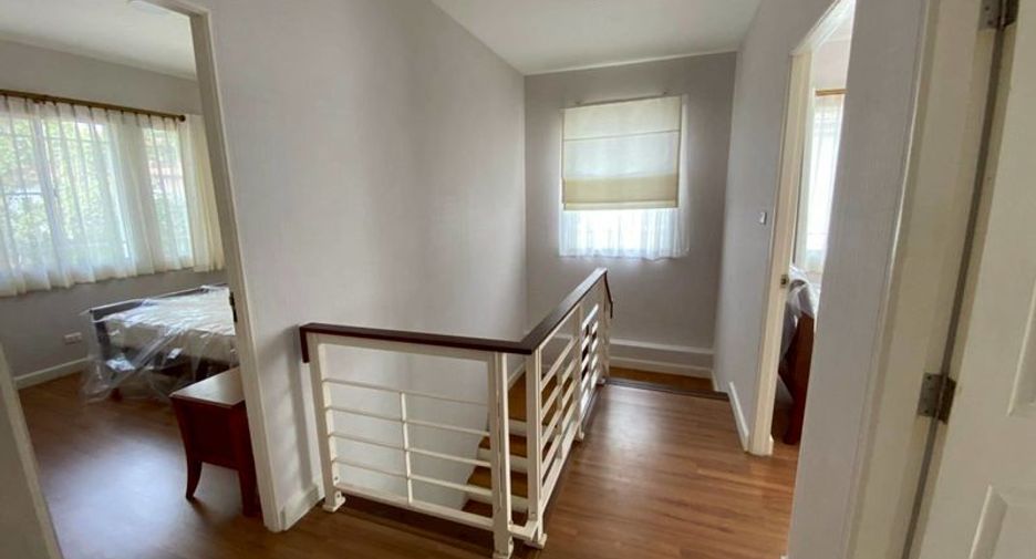 For rent 3 bedrooms house in Mueang Chiang Mai, Chiang Mai