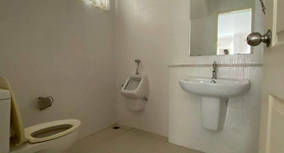 For rent 3 bedrooms house in Mueang Chiang Mai, Chiang Mai