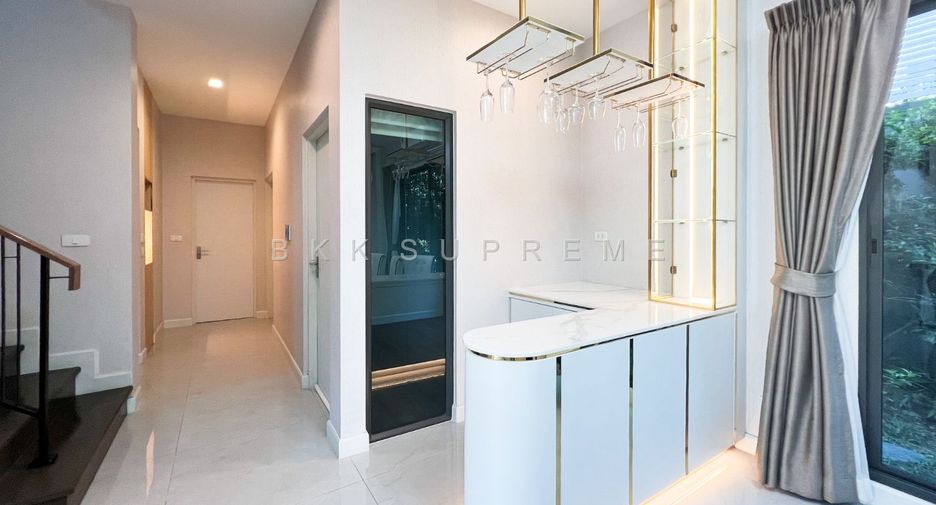 For rent and for sale 4 bedrooms house in Pak Kret, Nonthaburi