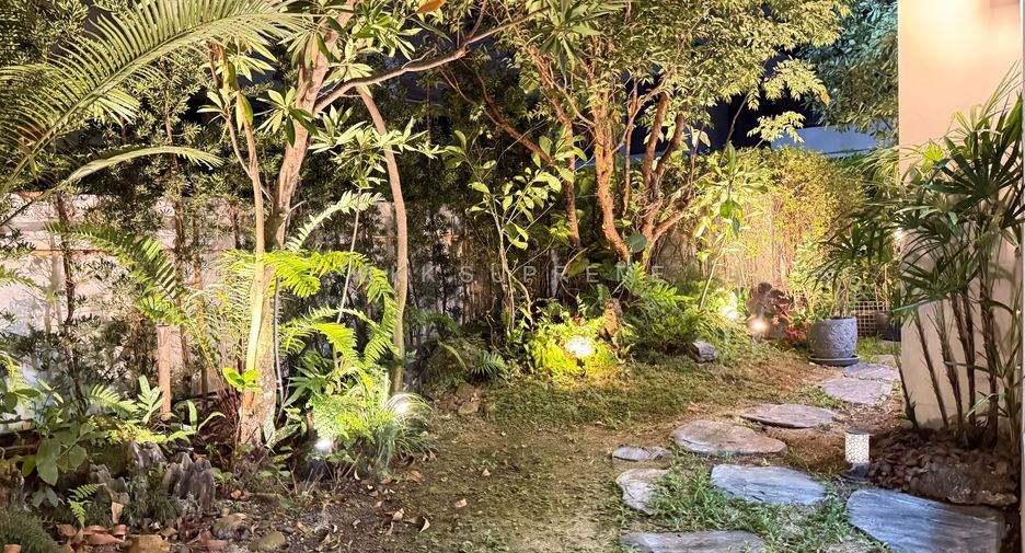 For rent and for sale 4 bedrooms house in Pak Kret, Nonthaburi